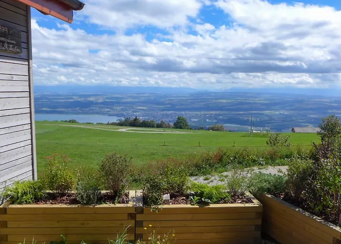 Alpesi faház La Fretaz By Interhome